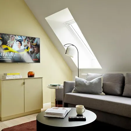 Aperon Lägenhetshotell 3*