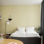 Aperon 4*
