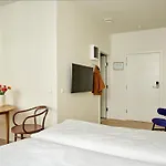 Hotel apartamentowy Aperon